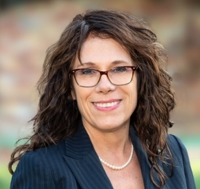 Christine Dugas